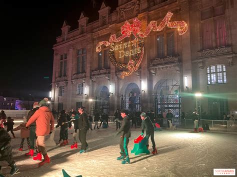 Patinoire Et Piste De Luge G Ante Au March De No L De Saint Denis Sur