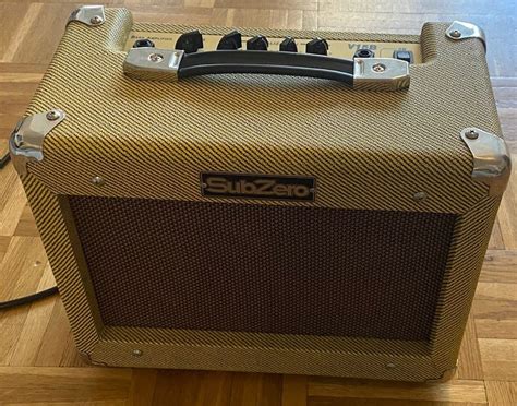 SubZero V15B Vintage Übungs Bassverstärker 15 Watt Kaufen auf Ricardo