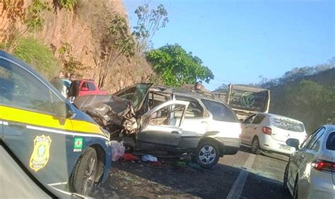 Vídeo Grave Acidente Entre Dois Veículos Deixa Um Morto Na Br 259 Em