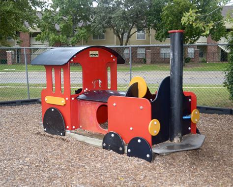 The Children's Courtyard of Arlington in Arlington, TX | 1865 Wimbledon ...