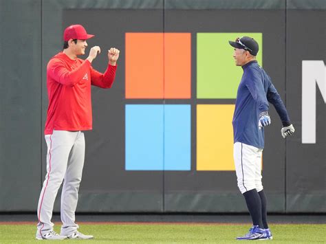 大谷翔平試合前にイチロー氏と握手あいさつ交わし談笑 6日に先発予定ブルペン投球も MLB写真ニュース 日刊スポーツ