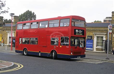 The Transport Library Leaside Buses Mcw Dr M Kyv X At Park