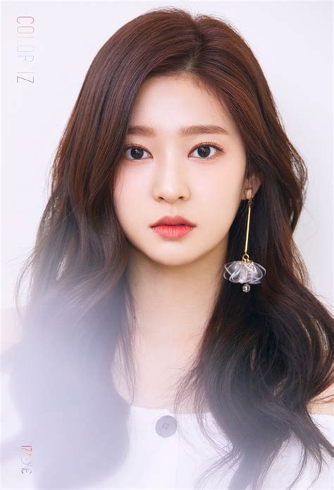 Kim Minjoo 김민주 Kimminjoo 아이즈원 Izone Kim Minju Color Iz Iz One Minju Iz One