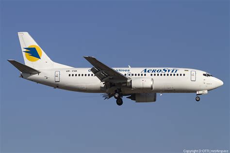 Aerosvit Airlines Boeing 737 3Q8 UR VVA Photo 316887 NetAirspace