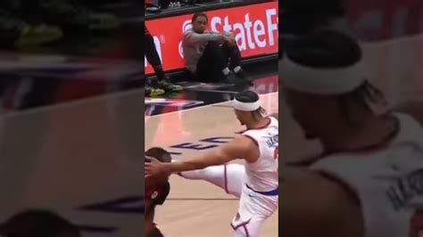 Javonte Green Was Knocked Out After Josh Hart S Bruce Lee Style Flying