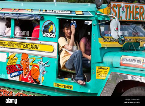 Jeep Passengers Hi Res Stock Photography And Images Alamy