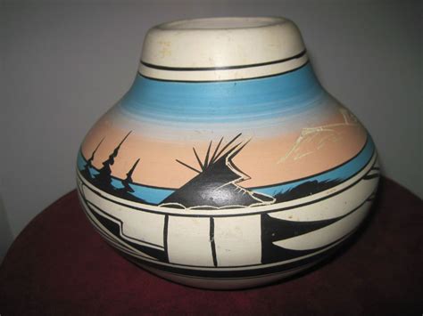 Southwest Pottery Signed Hand Made And Hand Painted Southwest