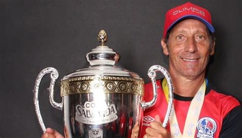 Argentino Pedro Troglio Se Convierte En El Técnico Más Ganador Del