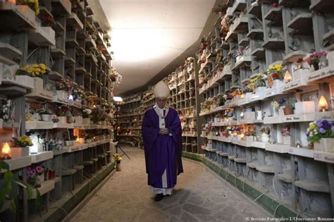 Papa Francesco Prima Porta Dago Fotogallery