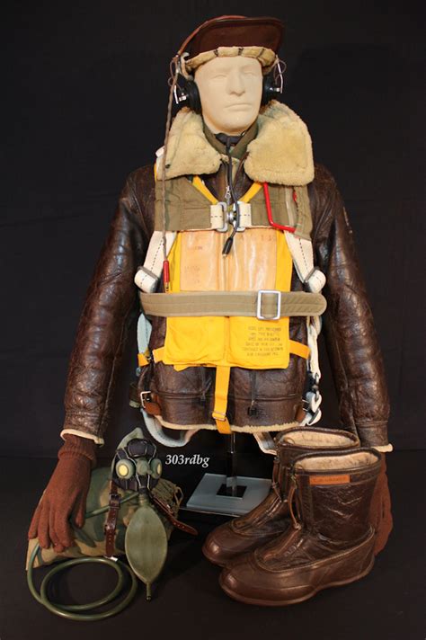 WWII Uniforms Flight Gear 1943