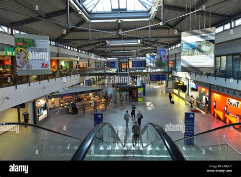 Flughafen leipzig hi-res stock photography and images - Alamy