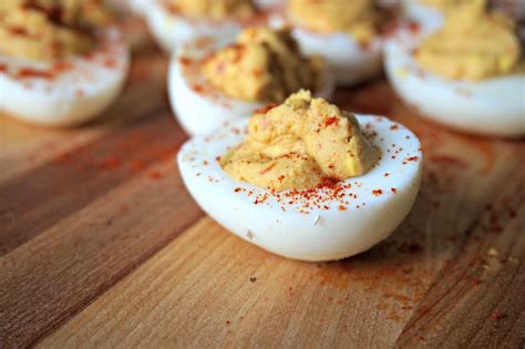 Hot And Healthy Deviled Eggs Mayo Free Fresh Fit N Healthy