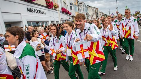 Thousands Pack Seafront To Welcome 2023 Island Games Guernsey Press