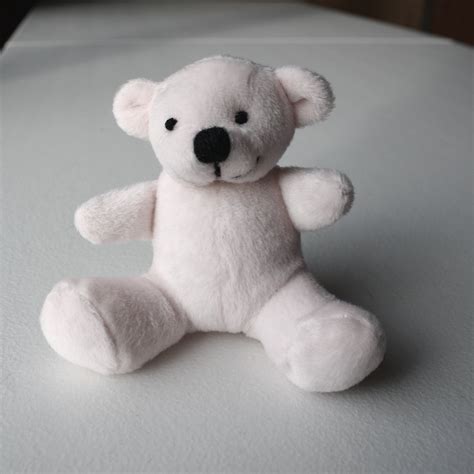 White Teddy Bear – Photos Public Domain