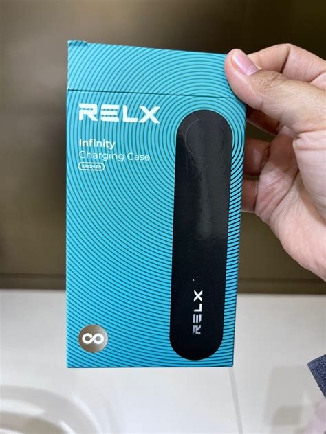 Relx Infinity Wireless Charger Pods Telepon Seluler And Tablet Lainnya Di Carousell