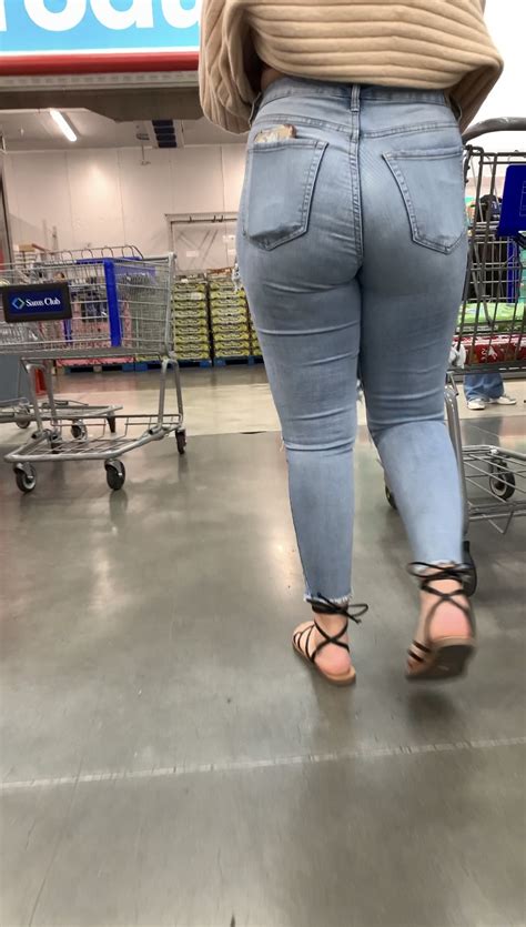 Thick Ghetto Latina Brat With Ass Thighs Tight Jeans Forum