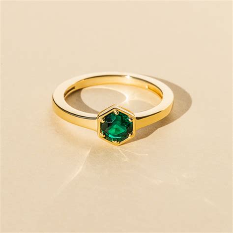 May Birthstone | Emerald Birthstone Meaning & History