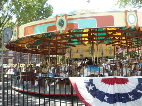 Photos On Friday Carousel On The National Mall Things To See And Do