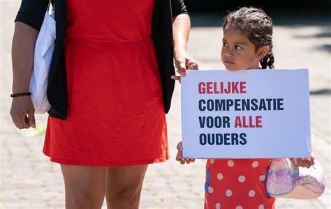 Oproep Aan Gedupeerden Van De Toeslagenaffaire Om Zich Te Melden Foto