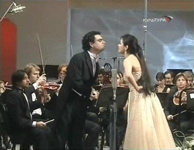 ANNA NETREBKO ROLANDO VILLAZON CONCIERTO MOSCU