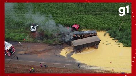 Quatro Servidoras Morrem Em Acidente Entre Carreta E Caminhonete De