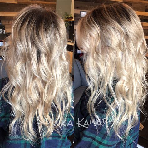 Beautiful Blonde With Shadow Root Hair Styles Hair Cuts Hair