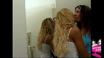 Nuevos vídeos porno página XVIDEOS