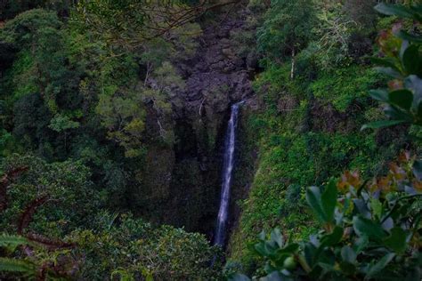 Hana Highway Hawaii, swimming beneath Maui's waterfalls