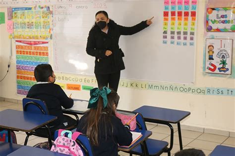 Regresan A Clases De Forma Híbrida Más De 560 Mil Estudiantes De