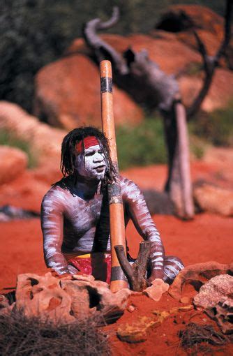 Los aborígenes australianos son junto con los isleños del estrecho de