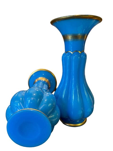 Proantic Paire De Vases En Opaline Bleu Baccarat