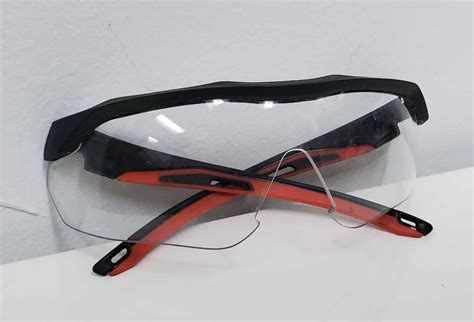 Eyewear Black And 3m Z87 U6 Protective Safety Glasses