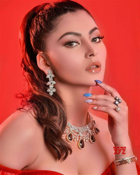 Actress Urvashi Rautela Red Hot And Sexy Stills Social News Xyz