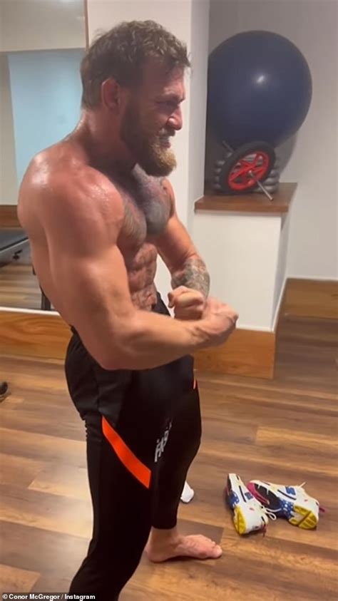 Shirtless Conor Mcgregor Shows Off His Jaw Dropping Muscles And Inked