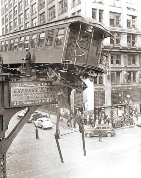 Photo Chicago Elevated At Hearst Square Derailment Near Hearst