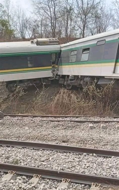 Again Many Passengers Stranded As Abuja Kaduna Train Derails Inside