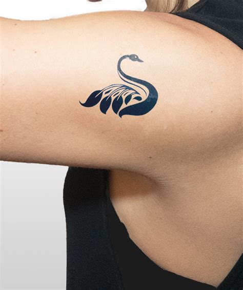 Tatuaje Temporal Cisne Feel Tattoo