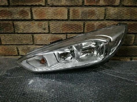 Ford Focus Facelift Left Side Headlight In South Africa Clasf Motors