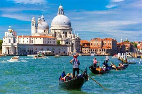 Best Places To Visit In Venice In The Most Beautiful Canal