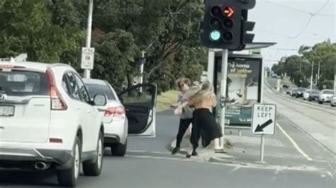 Road Rage Brawl Women Fight On Melbourne Street Au