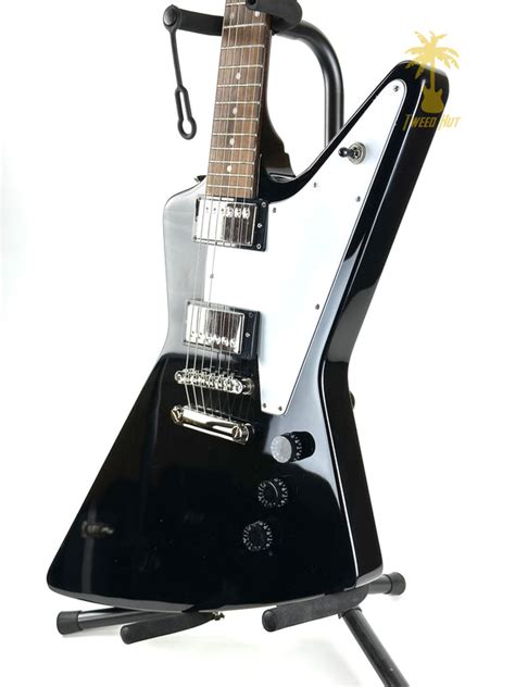 EPIPHONE EXPLORER - BLACK