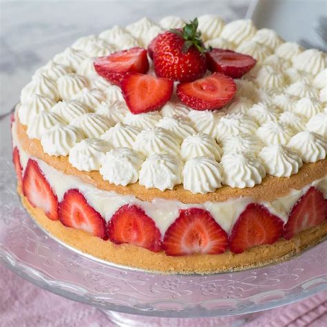 Torta Fraisier Postre Franc S Con Frutillas Y Crema Pastelera