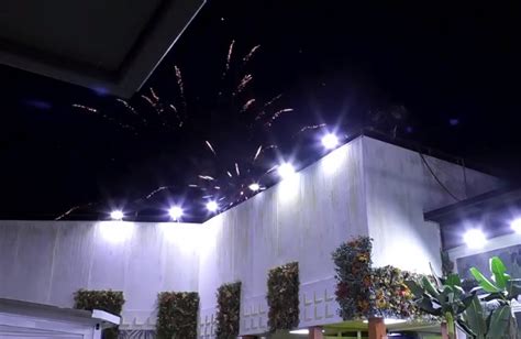 Gf Vip Donnamaria Festeggia Antonella Con I Fuochi D Artificio Nella