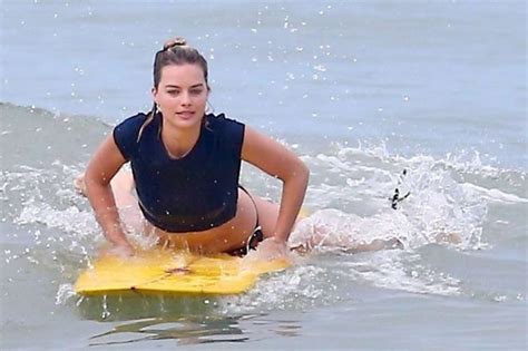 Margot Robbie In Bikini Bottoms Gotceleb 9880 The Best Porn Website