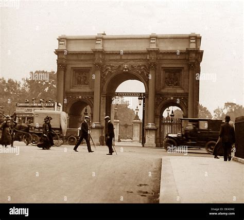 London Marble Arch early 1900s Stock Photo - Alamy