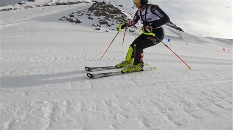 Super G Vs. Downhill: A Tale of Two Skiing Disciplines