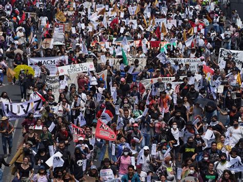 La Marcha En Memoria De La Masacre Del 2 De Octubre De 1968 En Ciudad