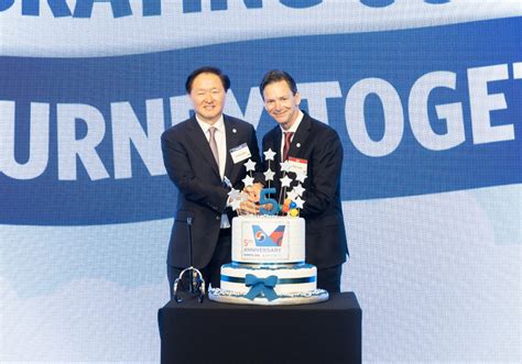 Korean Air And Delta Celebrate 5 Year Joint Venture Payload Asia