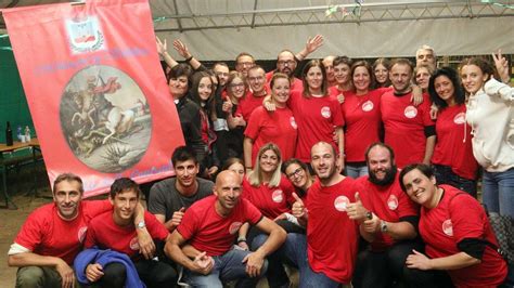 Montagna Rossa Piano Vince Il Palio E Poi Festa Per Tutti Station