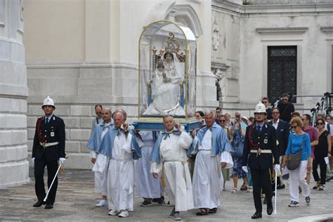 Caorle Celebra Il Centenario Della Statua Della Madonna Dellangelo